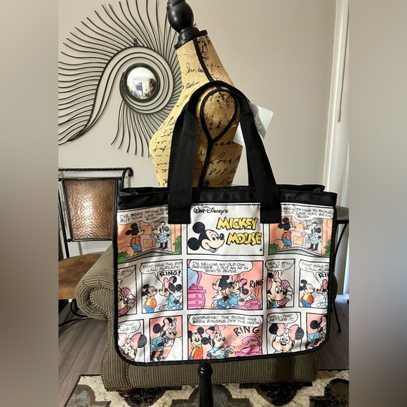 Disney Store Mickey Mouse Comic Strip Screen Art Oversize Tote Minnie Mouse NWT - Picture 2 of 10